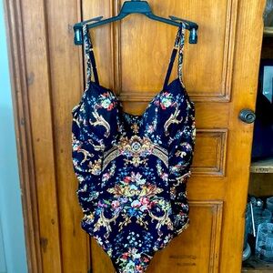 Beautiful Camilla swimsuit.  Size 10Us/CAD- classed as Large